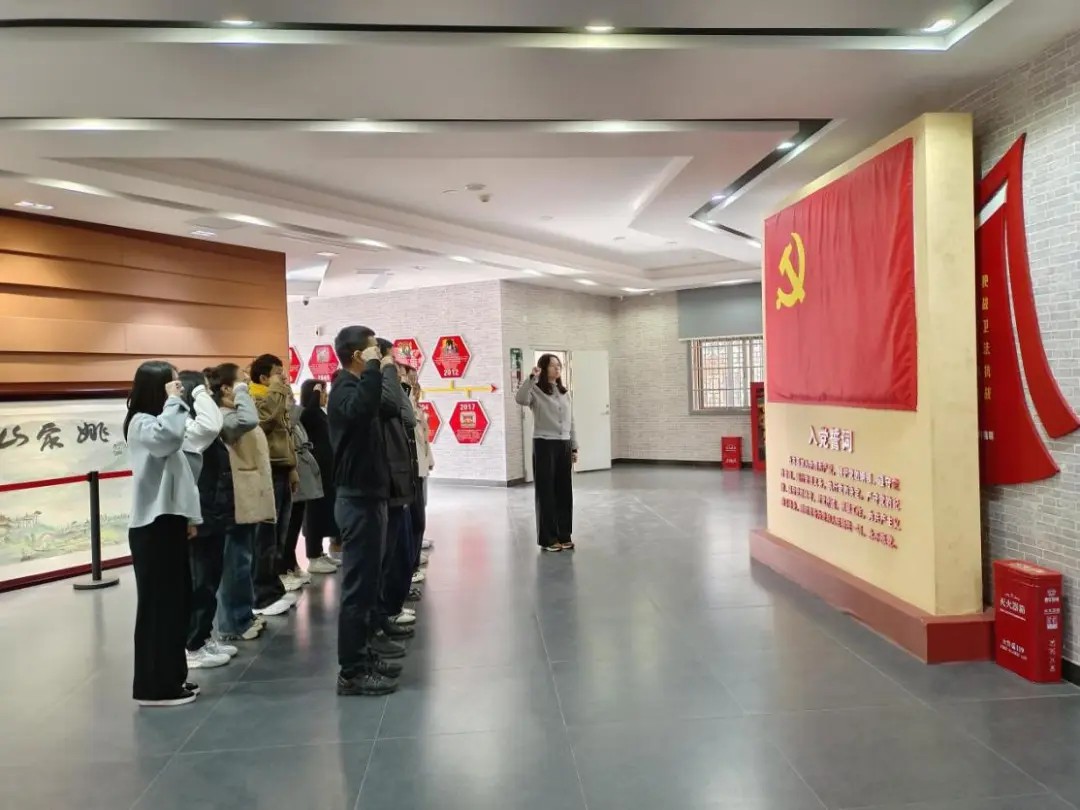 查看图片
